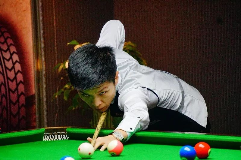 夺战中占据 夺战中占据