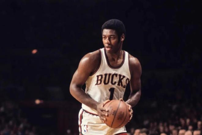 阿森纳中场 阿森纳中场