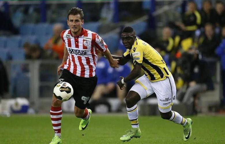 角球与前场 角球与前场